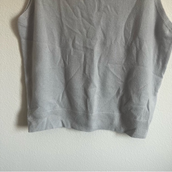 Madewell (Re)sponsible Cashmere Crewneck Sweater Vest in Heather Sky Grey Size M - Picture 5 of 10